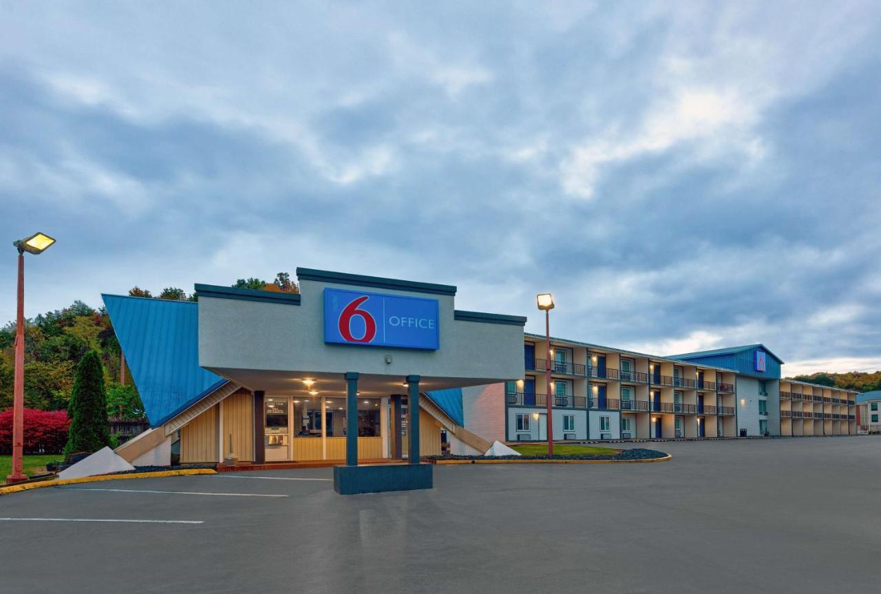 Motel 6 Corbin Ky מראה חיצוני תמונה